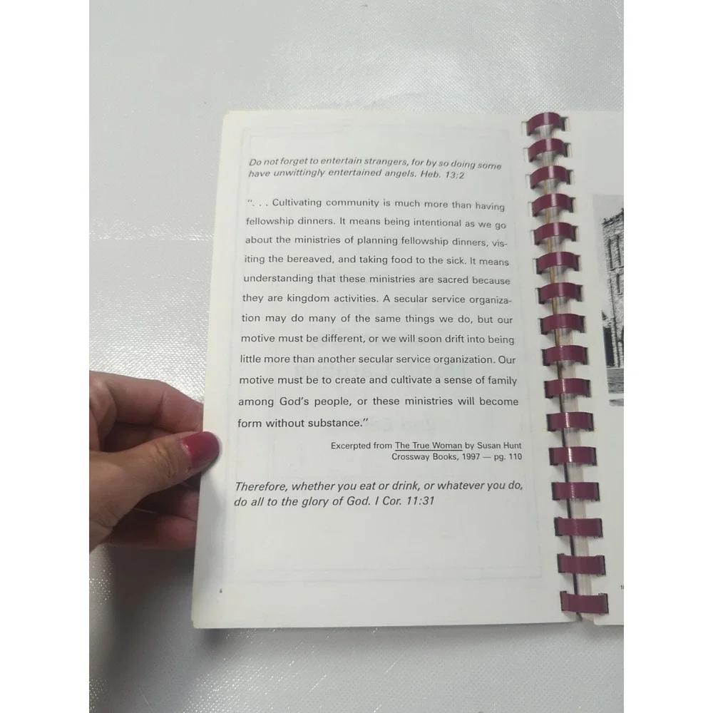 First Presbyterian Church‎ Weaverville, North Carolina Spiral Cookbook 1998 2nd